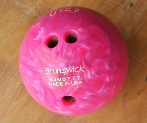 Brunswick cosmic bowling - 14,